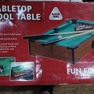 Totes Mini Pool Table - Green and Brown